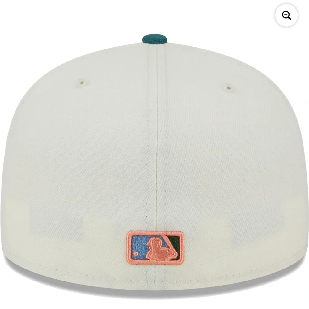 New Era Cream New York Yankees Chrome 59FIFTY Men’s Fitted Hat Brand new‎